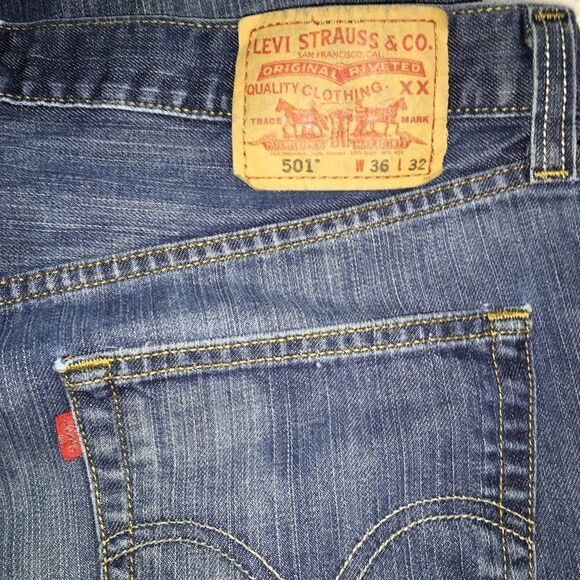 Levi’s 501 Men’s Jeans Straight Leg Jeans Button Fly 100% Cotton Made In Mexico - Picture 8 of 10